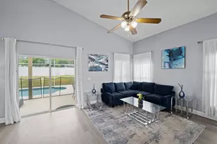 936 Bloomingdale Dr, Davenport, FL 33897 - Photo 4