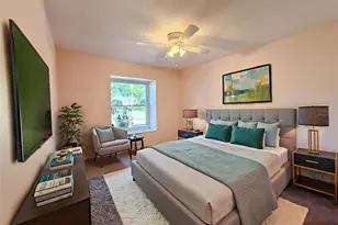 2320 Marksmen Ct, Sun City Center, FL 33573 - Photo 10