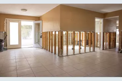 10126 E 4th Street E, Treasure Island, FL 33706 - Photo 22