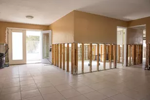 10126 E 4th Street E, Treasure Island, FL 33706 - Photo 22