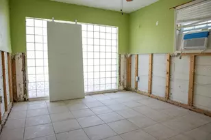 10126 E 4th Street E, Treasure Island, FL 33706 - Photo 24