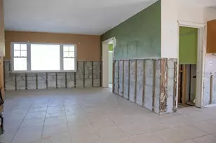 10126 E 4th Street E, Treasure Island, FL 33706 - Photo 20