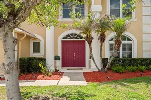 2394 Huntingdale Ln, Oviedo, FL 32765 - Photo 2