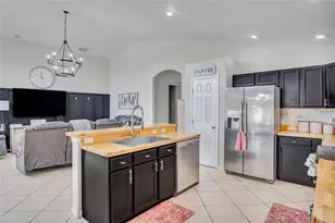8335 Adele Rd, Lakeland, FL 33810 - Photo 10