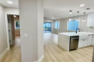 554 Portland Cir, Apopka, FL 32703 - Photo 6