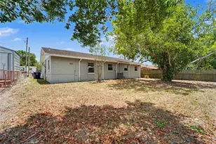 8308 Oleander Ln, Tampa, FL 33637 - Photo 20