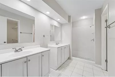 7603 Savannah Lane, Tampa, FL 33637 - Photo 14