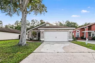 134 Coralwood Cir, Kissimmee, FL 34743 - Photo 2