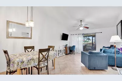 12 Pine Island Circle, Kissimmee, FL 34743 - Photo 2