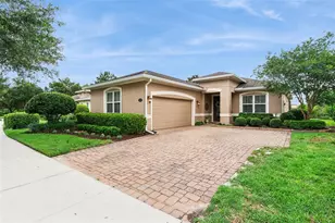 1129 Gardenshire Ln, Deland, FL 32724 - Photo 2
