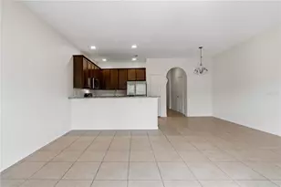 1253 Honey Blossom Dr, Orlando, FL 32824 - Photo 4