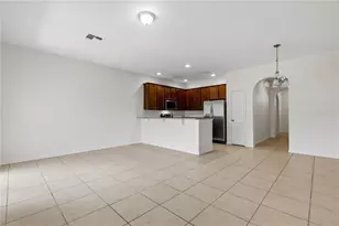 1253 Honey Blossom Dr, Orlando, FL 32824 - Photo 4