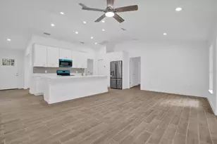 300 Cherokee Ave, Orange City, FL 32763 - Photo 10