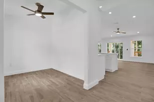 300 Cherokee Ave, Orange City, FL 32763 - Photo 2