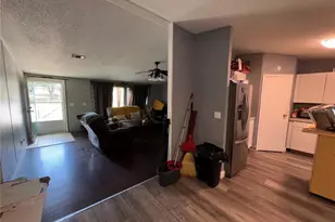31601 Spruce Dr, Eustis, FL 32736 - Photo 10