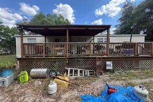 31601 Spruce Dr, Eustis, FL 32736 - Photo 6
