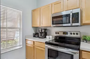 8498 Crystal Cove Loop, Kissimmee, FL 34747 - Photo 4