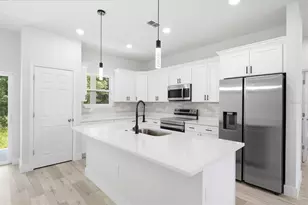 8511 N Golfview Dr, Citrus Springs, FL 34434 - Photo 12