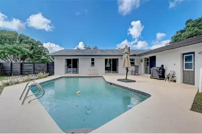 423 Oak Hill Drive, Altamonte Springs, FL 32701 - Photo 2