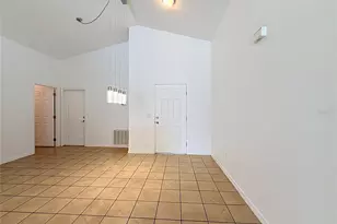 127 Stewart Lake Loop, Groveland, FL 34736 - Photo 2