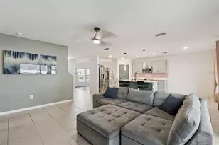584 Pink Ibis Bnd, Saint Cloud, FL 34772 - Photo 8