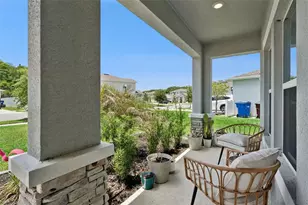 584 Pink Ibis Bnd, Saint Cloud, FL 34772 - Photo 4