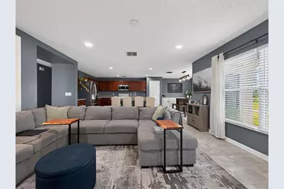 7821 Falabella Court, Orlando, FL 32818 - Photo 10