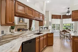 5626 Bay Side Dr, Orlando, FL 32819 - Photo 12