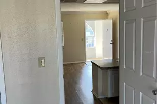 136 Blue Point Way, Altamonte Springs, FL 32701 - Photo 2