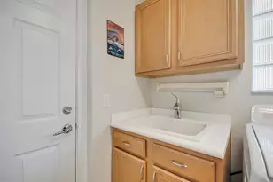 11830 Iselle Dr, Orlando, FL 32827 - Photo 16