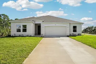 16492 Crane Rd, Weeki Wachee, FL 34614 - Photo 1