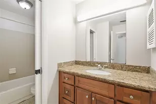 8412 Renald Blvd, Tampa, FL 33637 - Photo 42
