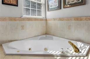 9527 Queensbury Ct, Windermere, FL 34786 - Photo 22