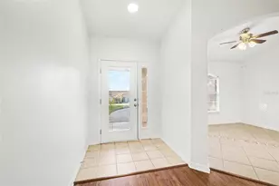 10423 Lake Hasson Cir, Clermont, FL 34711 - Photo 2