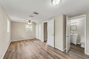10112 N Lantana Ave, Tampa, FL 33612 - Photo 2