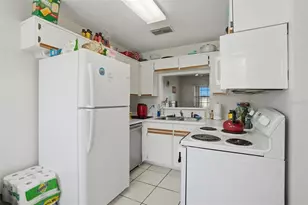2025 Waterleaf St, Orlando, FL 32837 - Photo 12