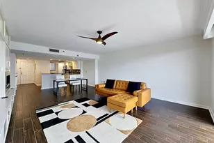 530 E Central Blvd, Orlando, FL 32801 - Photo 4