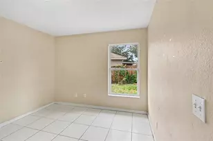 1040 Pineview Ct, Apopka, FL 32712 - Photo 10
