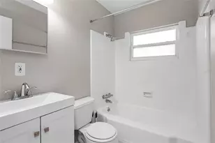 1629 Dauphin Ln, Orlando, FL 32803 - Photo 12