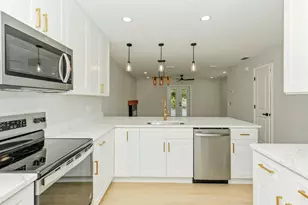 3058 Graceland Ct, Orlando, FL 32812 - Photo 10
