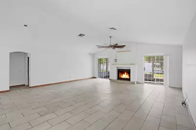 112 Augusta Circle, Saint Cloud, FL 34769 - Photo 4