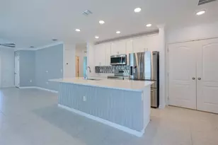 173 Villavista Ct, Davenport, FL 33896 - Photo 8