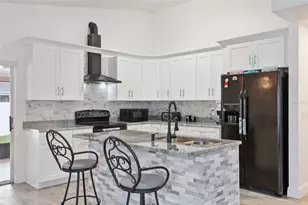 2744 Palm Isle Wy, Orlando, FL 32829 - Photo 6