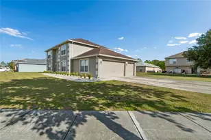 2789 Woodland Creek Loop, Kissimmee, FL 34744 - Photo 2
