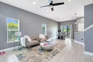 3891 Clubside Pointe Dr, Orlando, FL 32810 - Photo 4