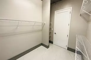 150 E Robinson St, Orlando, FL 32801 - Photo 18