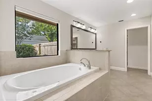 5321 Foxshire Ct, Orlando, FL 32819 - Photo 18