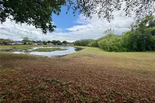 4351 Sandhurst Dr, Orlando, FL 32817 - Photo 2