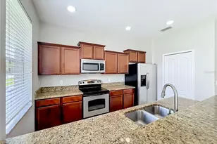 11056 Savannah Landing Cir, Orlando, FL 32832 - Photo 18