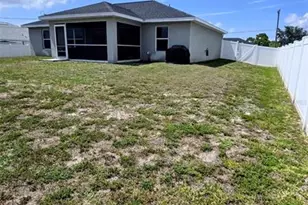706 NW 1st Ln, Cape Coral, FL 33993 - Photo 28